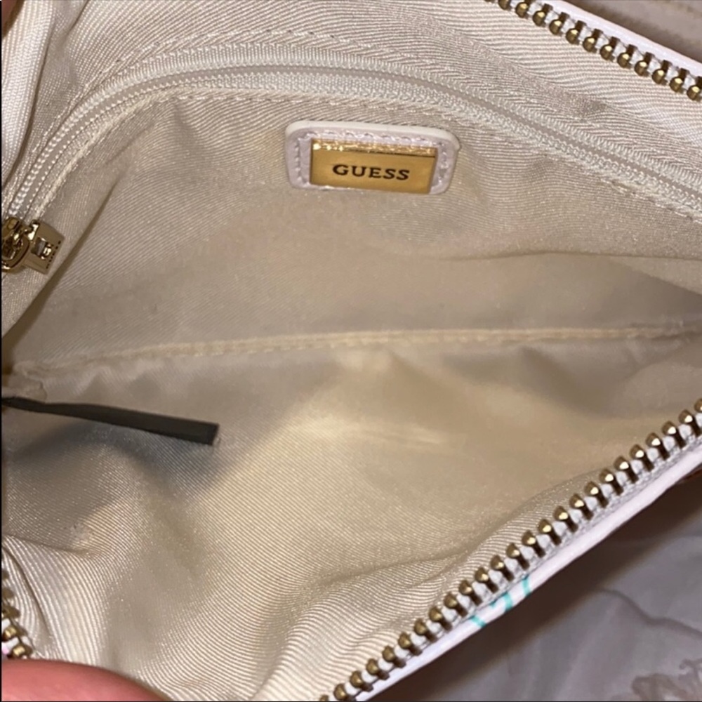 GUESS Multicolor pouch - Picture 2 of 3